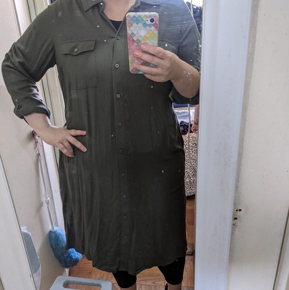 Ava & Viv Plus Size Green Button Down Shirt Dress - 1X - Picture 6 of 11